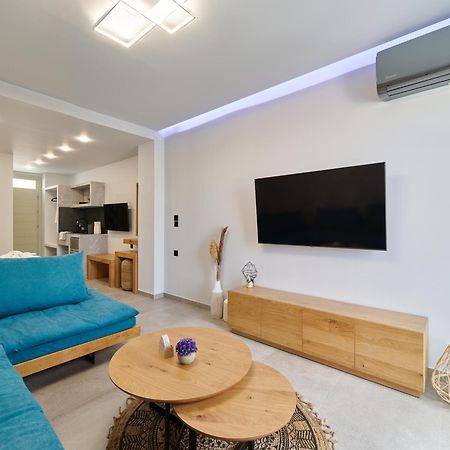 Mérichas Sapphire Kythnos Suites מראה חיצוני תמונה