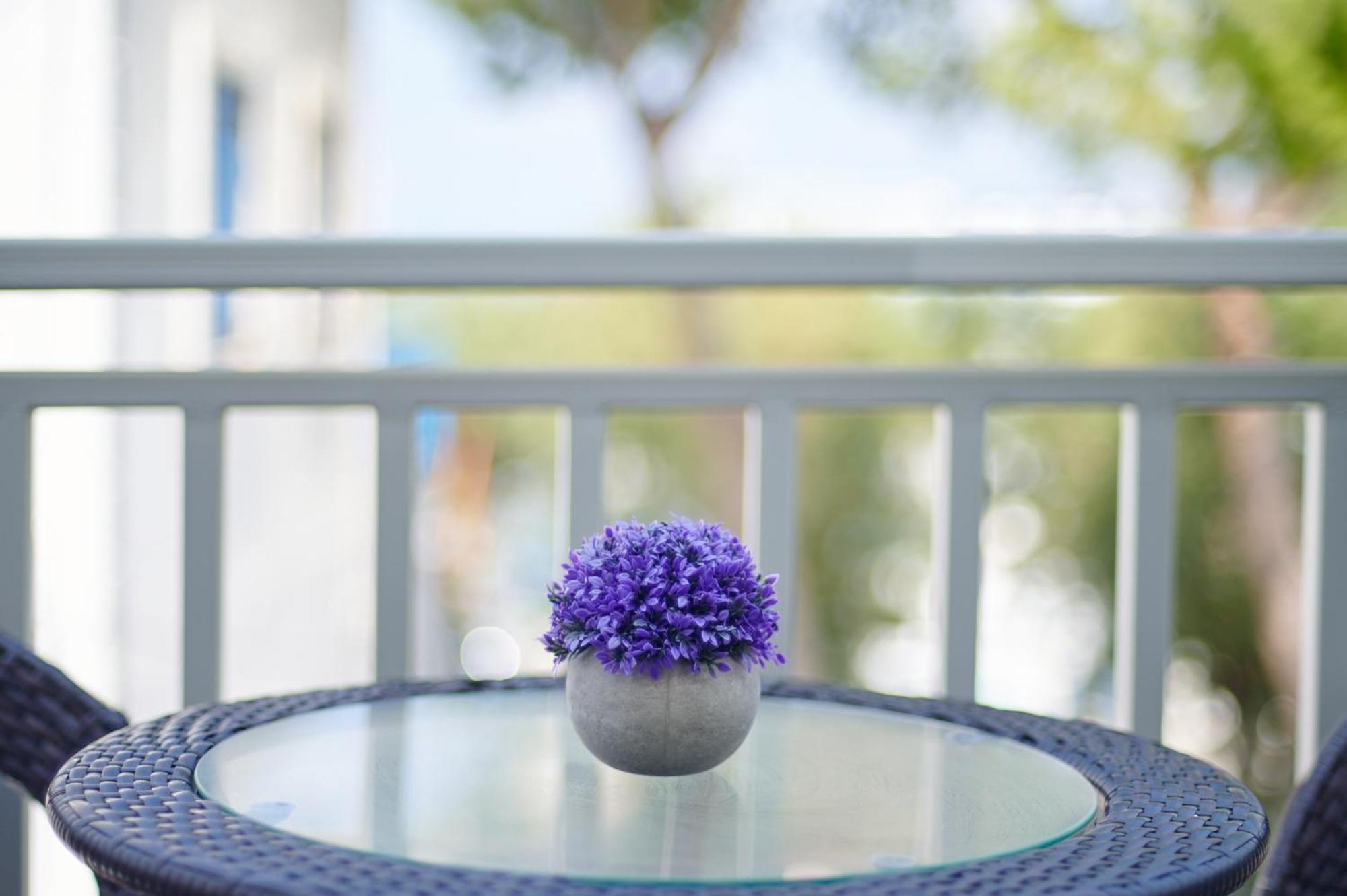 Mérichas Sapphire Kythnos Suites מראה חיצוני תמונה