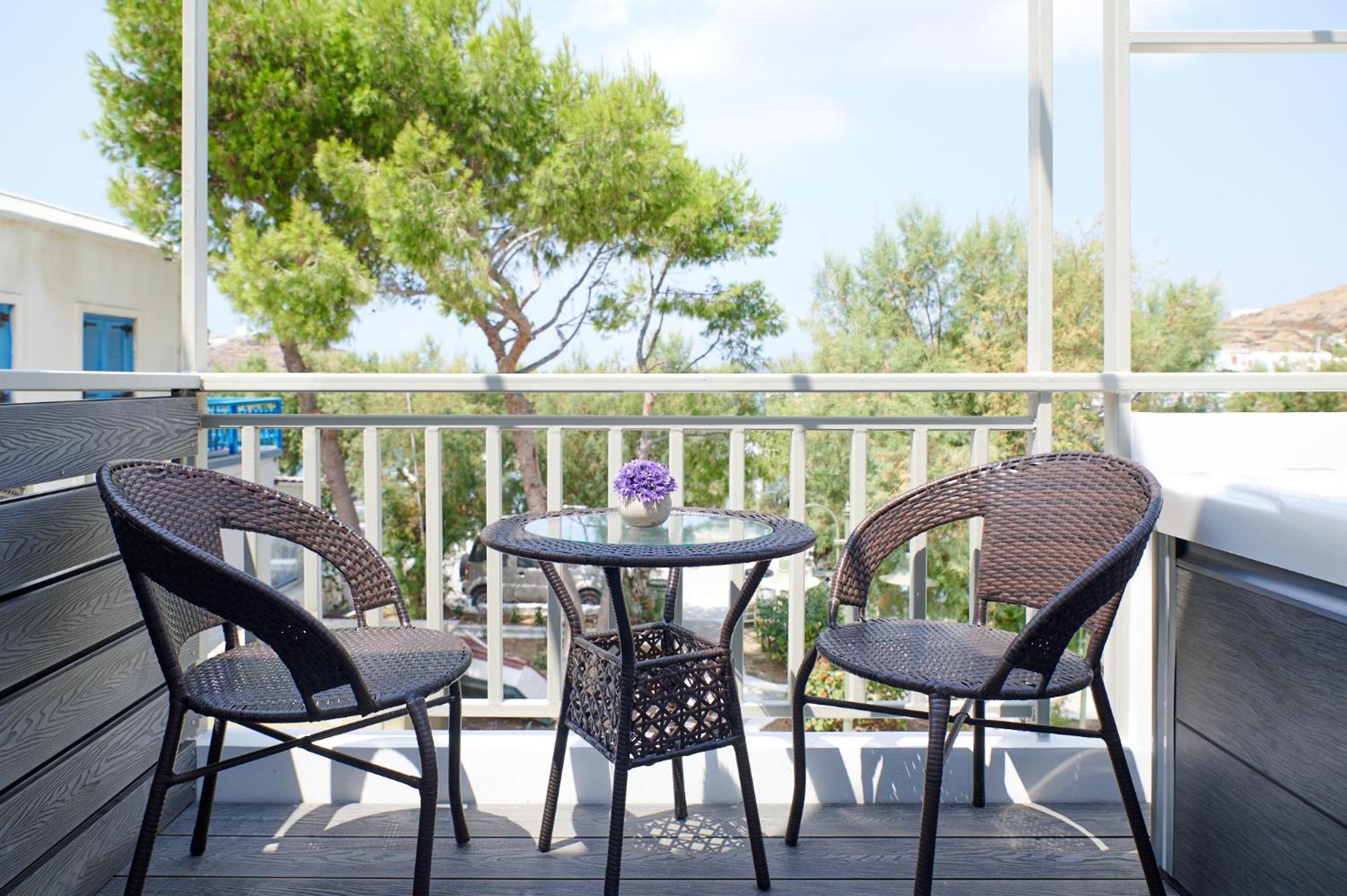 Mérichas Sapphire Kythnos Suites מראה חיצוני תמונה