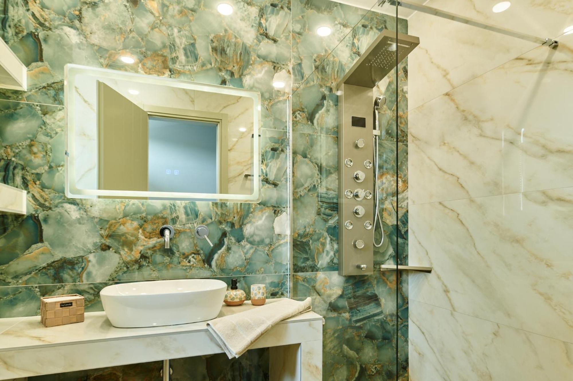 Mérichas Sapphire Kythnos Suites מראה חיצוני תמונה